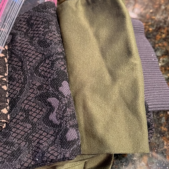 3 pair Nikibiki Leggings NEW from Boutique - Picture 3 of 5